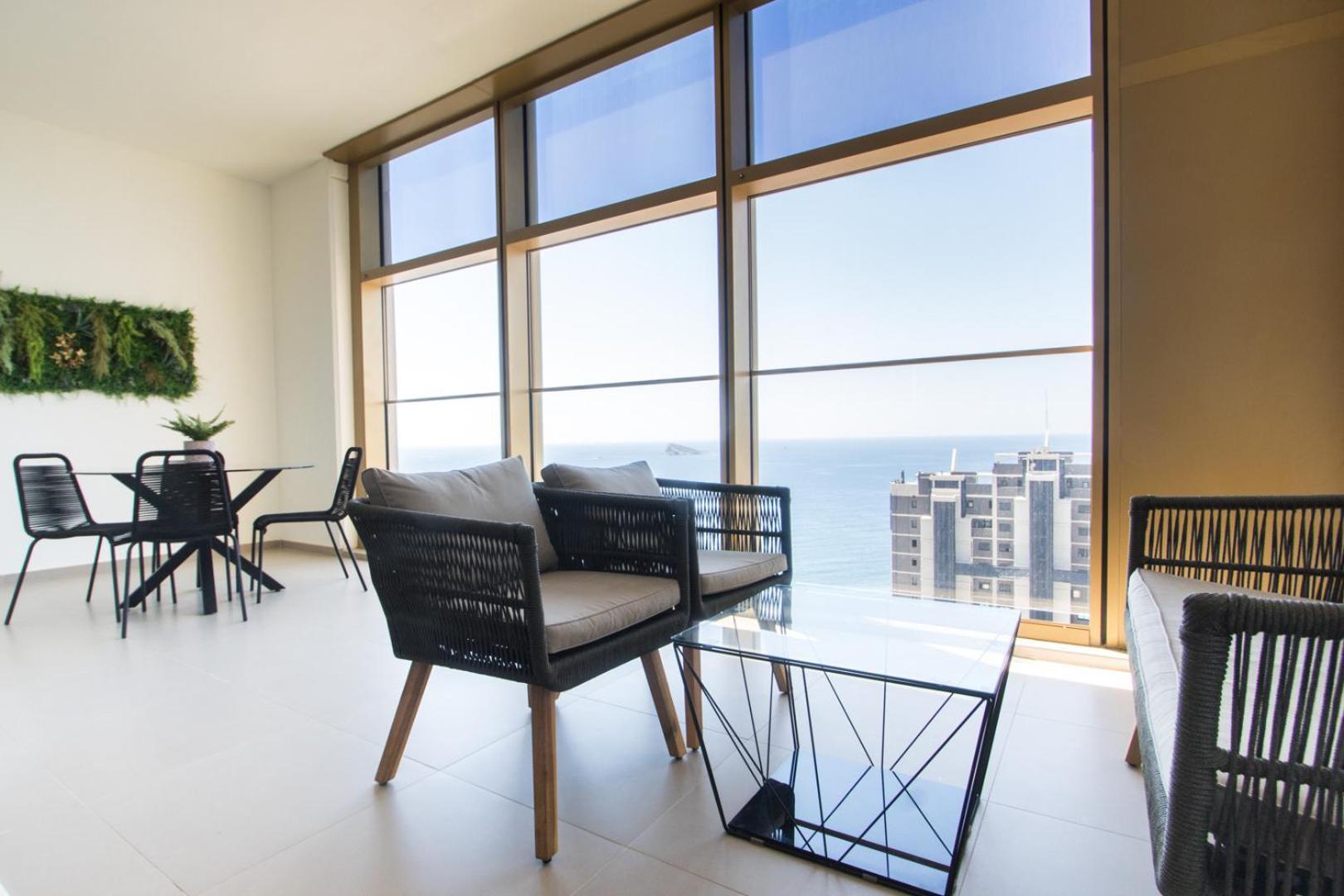 Intempo By Holuxe - 203 - 20Th Floor Apartment เบนิดอร์ม ภายนอก รูปภาพ