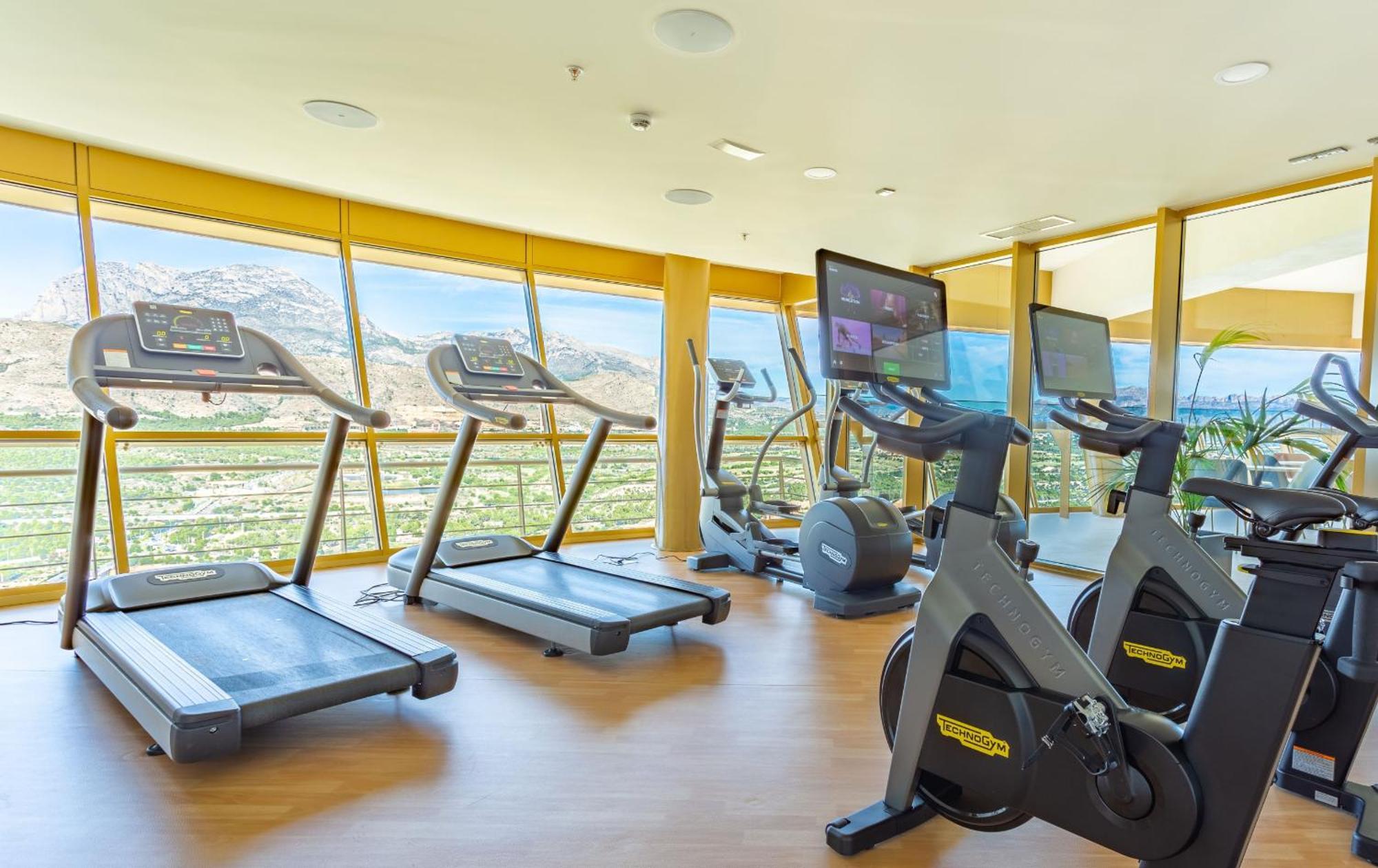 Intempo By Holuxe - 203 - 20Th Floor Apartment เบนิดอร์ม ภายนอก รูปภาพ